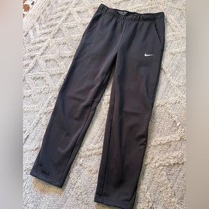 Nike® Therma Pants (grey)